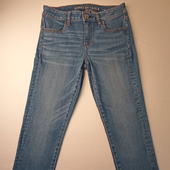 American Eagle Brand Denim Jeans Size 4 Low Rise Skinny Leg Medium Wash - Picture 2 of 10